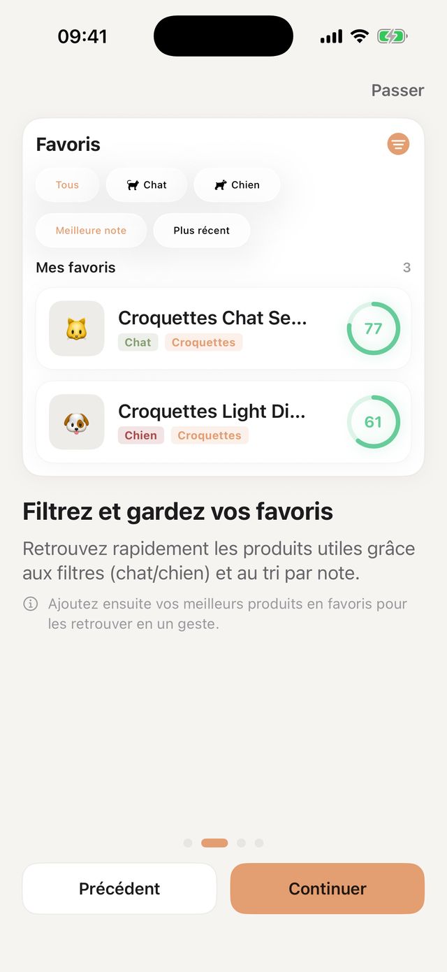 Écran des favoris : filtres chat et chien, tri par note, deux croquettes notées 77 et 61.
